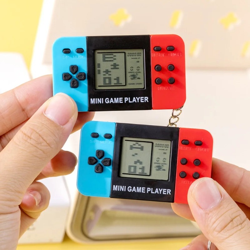 Retro Classic Tetris Game Hand - огляд і ціна Gaming Console Keychain